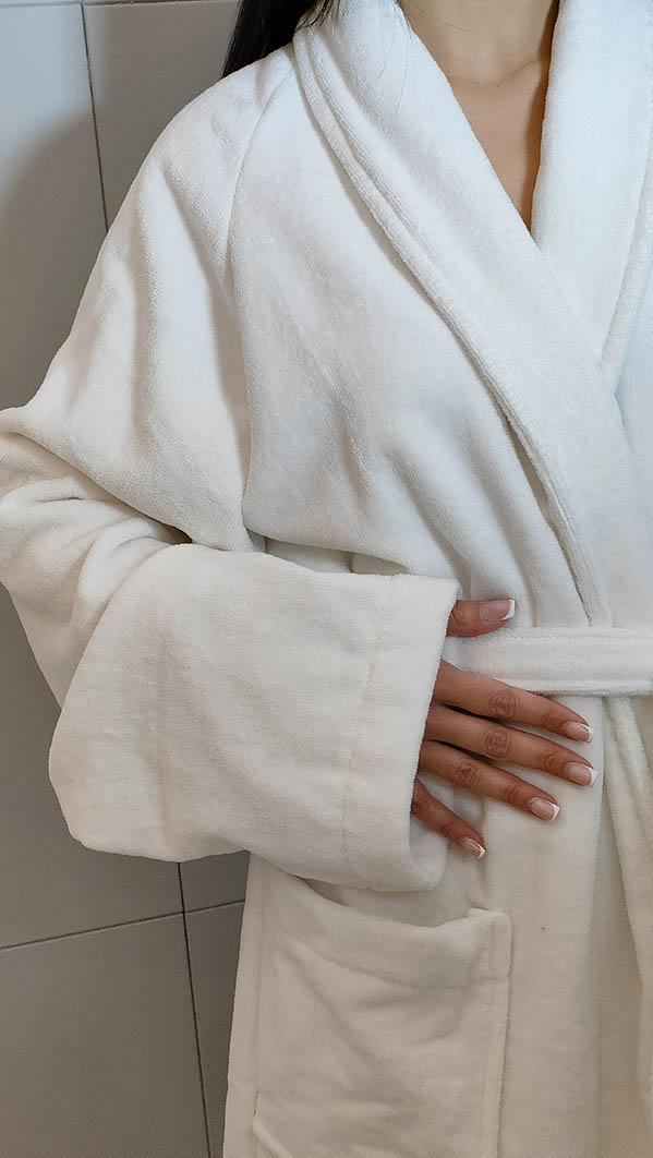 ACCAPPATOIO VELOUR SCIALLATO